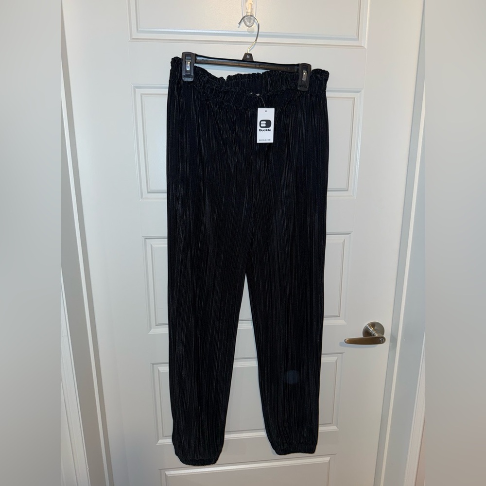 Buckle Black Pants